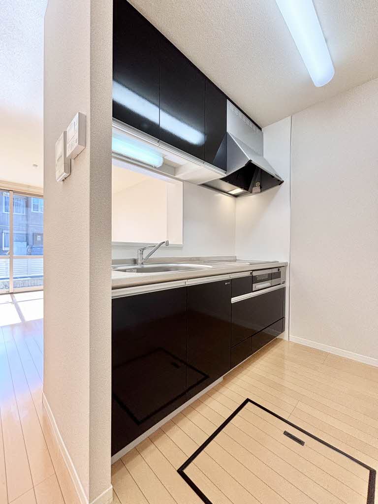 レジデンスコート 加西 B102号-6