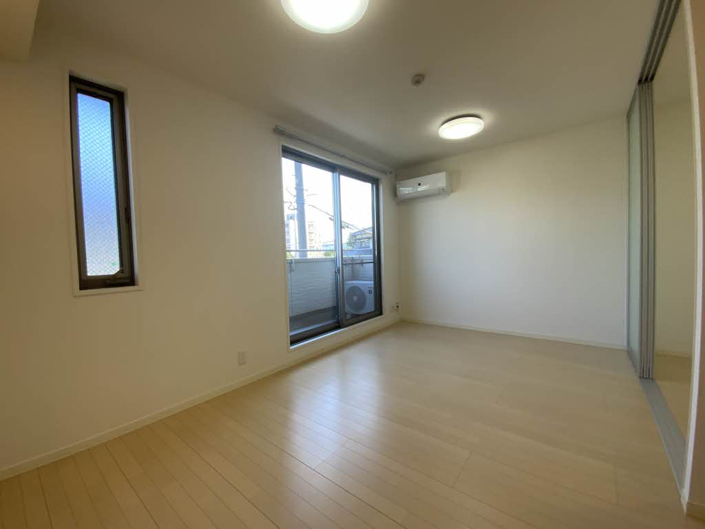 シャーメゾン和郷 A205号-2