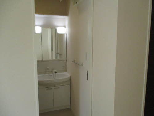 シャーメゾンひまわり 0101号-6