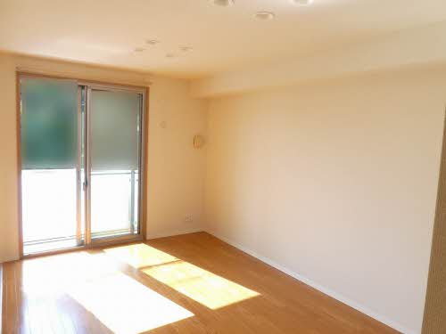 カーサ　ガリレ A202号-3