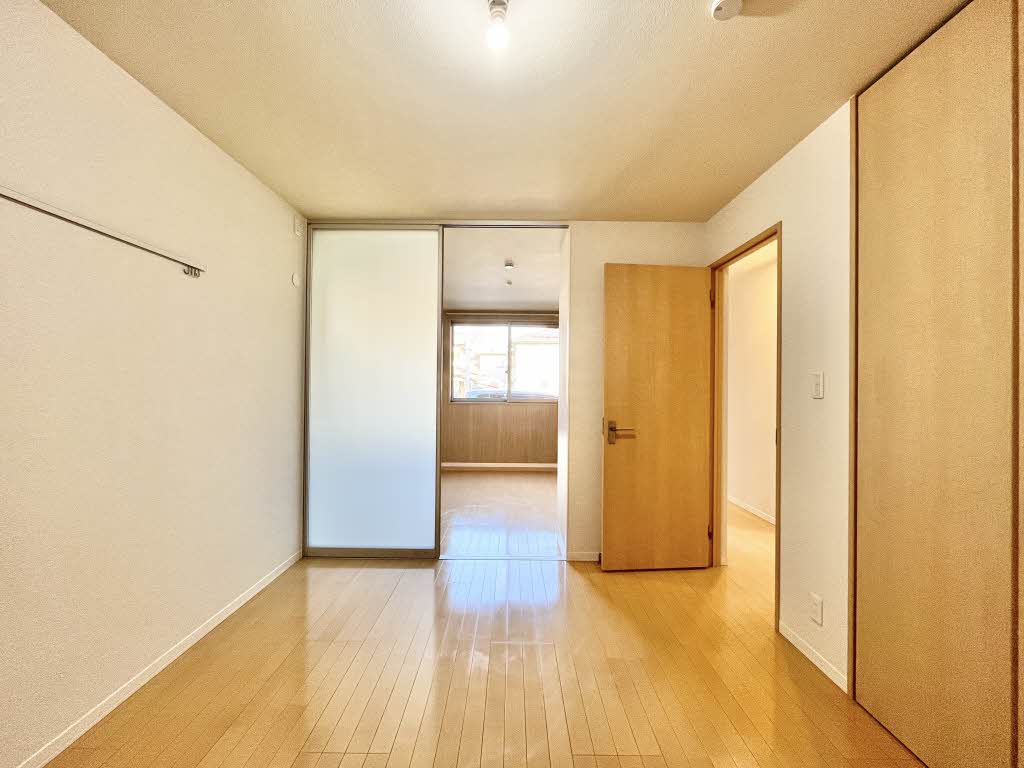 ロンド・ヴィル・ウエスト 0102号-7