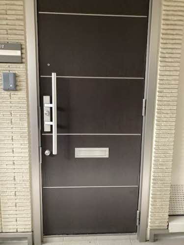 テラス新中通 0102号-2