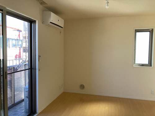 テラス新中通 0301号-2