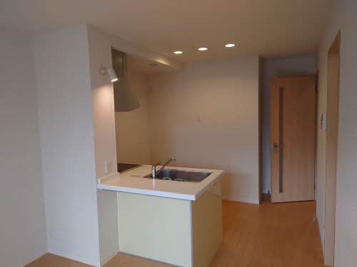 プルミエ－ル豊野 0102号-8