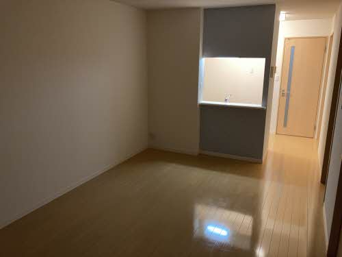 シャーメゾン高新・嵯峨野 0201号-2