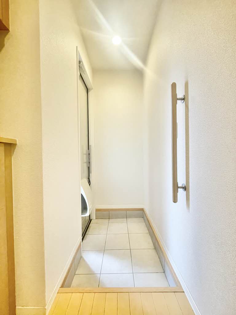 Ｓｕｎ　Ｃｏｕｒｔ　美原　Ⅰ 0101号-11