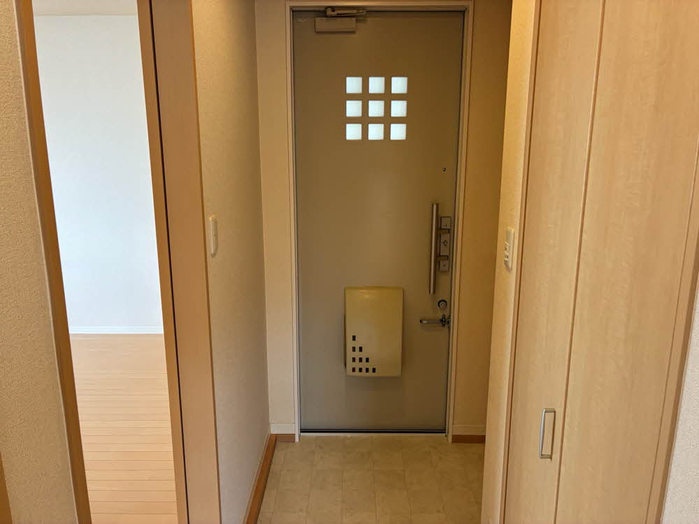 シャーメゾン岩出 0201号-3