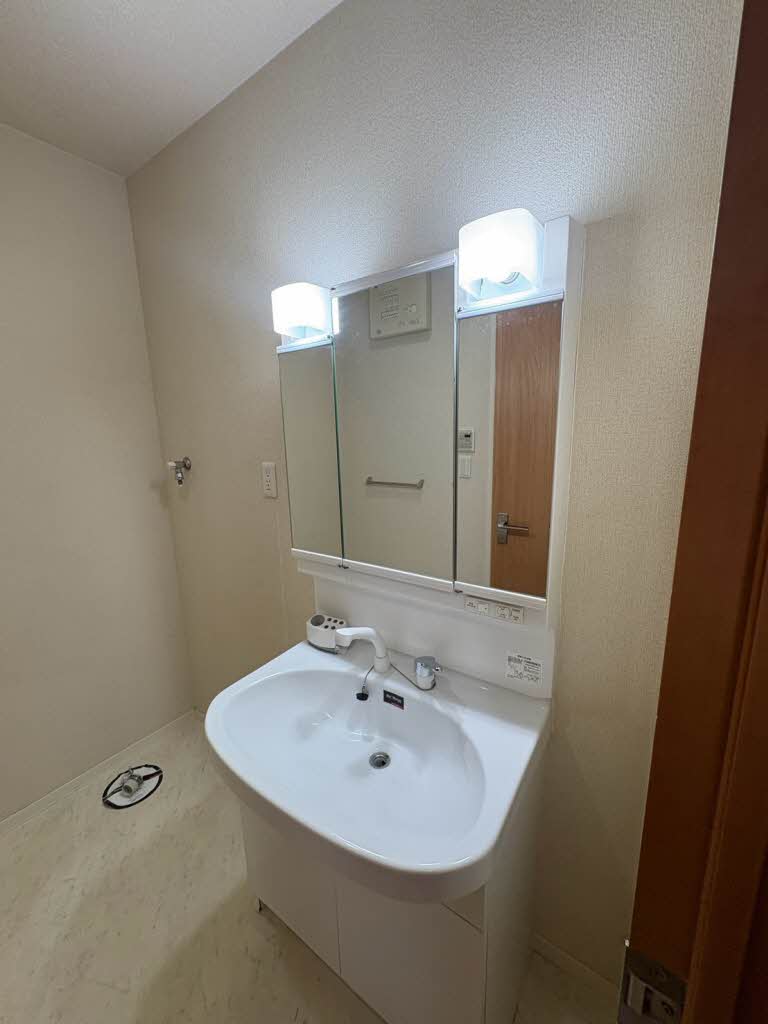 シャーメゾン明徳２番館 0103号-8