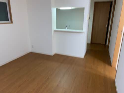 シャーメゾン・クレシア 0203号-2