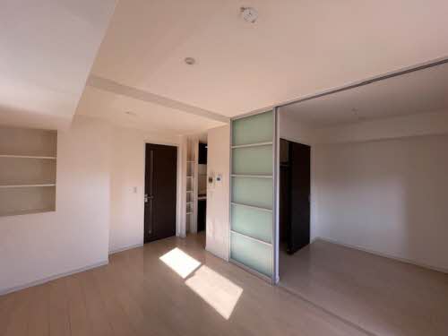 ヴィラ　メルヴェイユ 0702号-2