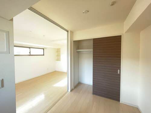 ヴィラ　メルヴェイユ 0702号-6