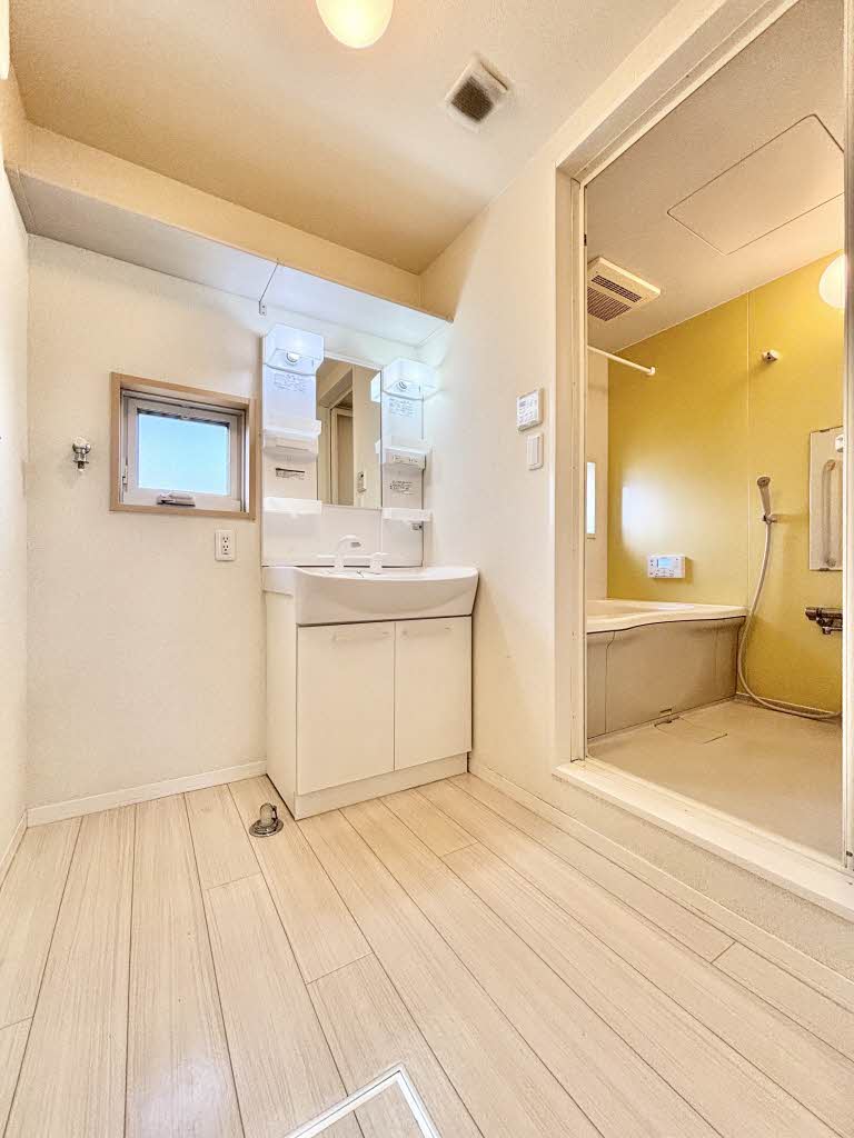 リラフォート C102号-7