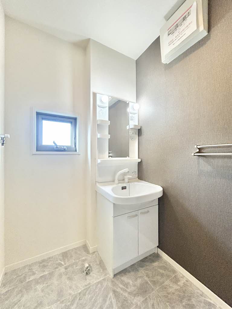 ヴィラ　ラタウィ 0202号-10