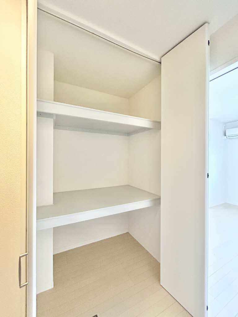 ヴィラ　ラタウィ 0202号-12