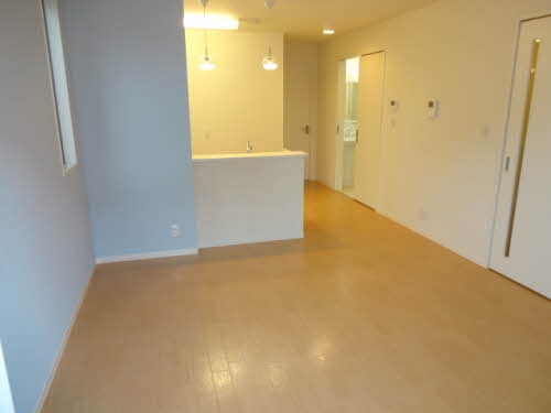 シャーメゾン　ラルゴ A101号-3