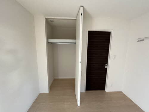 ソレイユ　コート 0201号-8