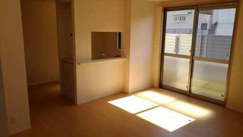 シャーメゾン前田 0103号-2