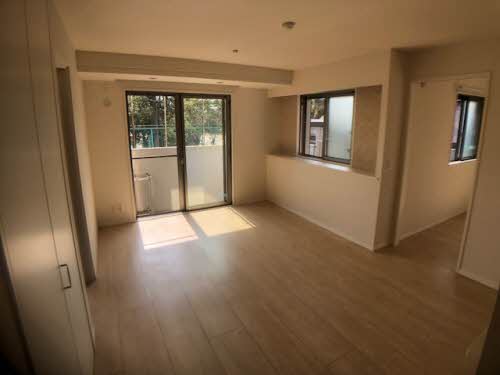 リヴェールヒルズ北桜塚 0103号-2