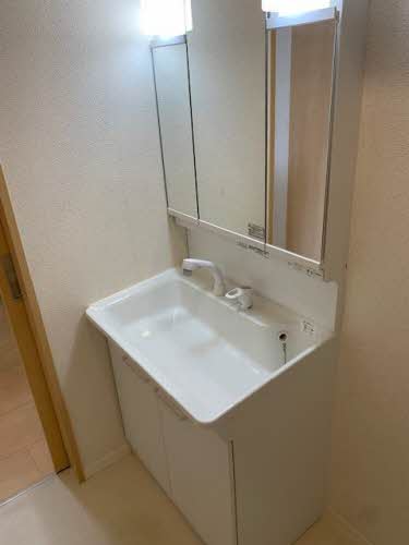 シャーメゾン弥生 0203号-13