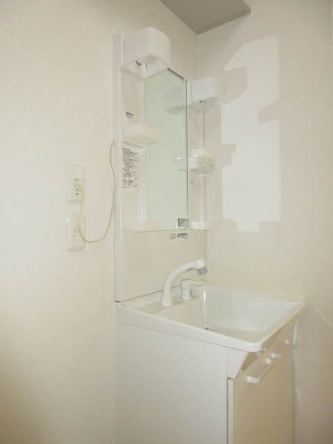 メゾン・グランドゥールⅢ 0101号-9