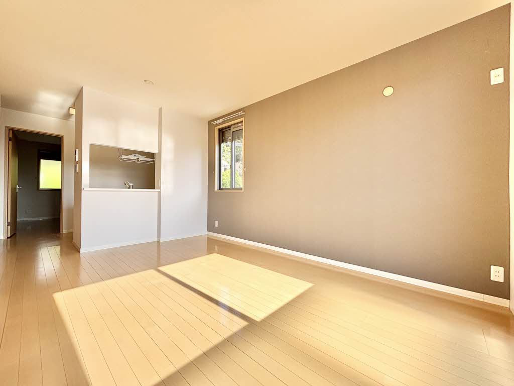 カーサ　レジオ　　　　　　　　　　　　　　ＳＵＮ棟 S203号-2