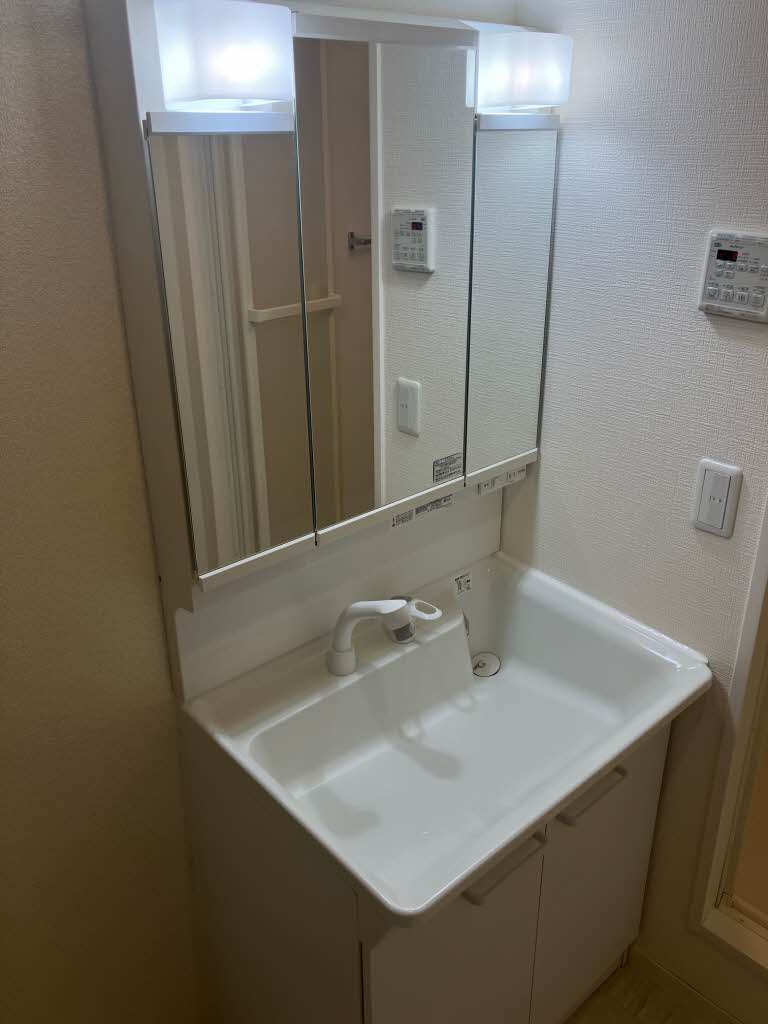 ＶＩＬＬＡ　ＥＡＳＴ 0207号-8