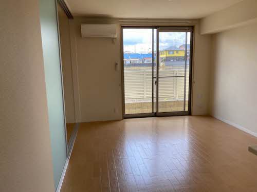 リバーパークⅡ 0102号-2