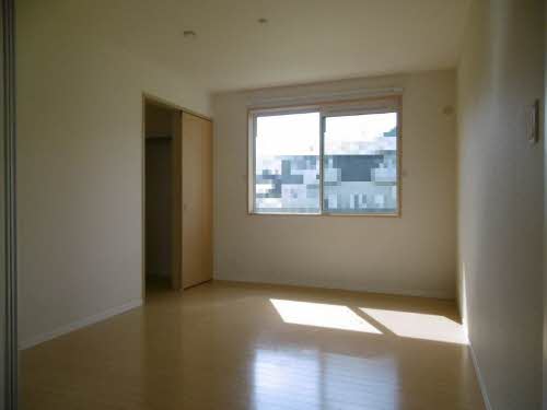 セレーノ　イズミ A102号-3