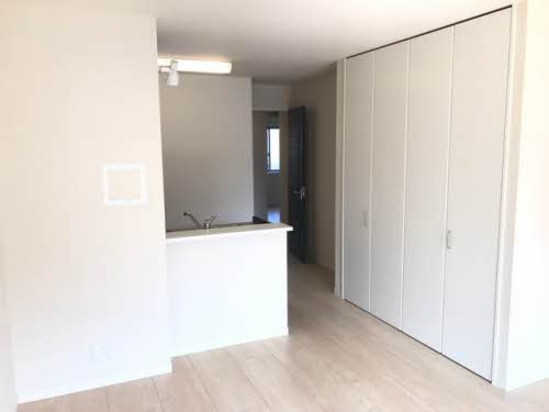 シャーメゾンエリーナ　くずは 0103号-2