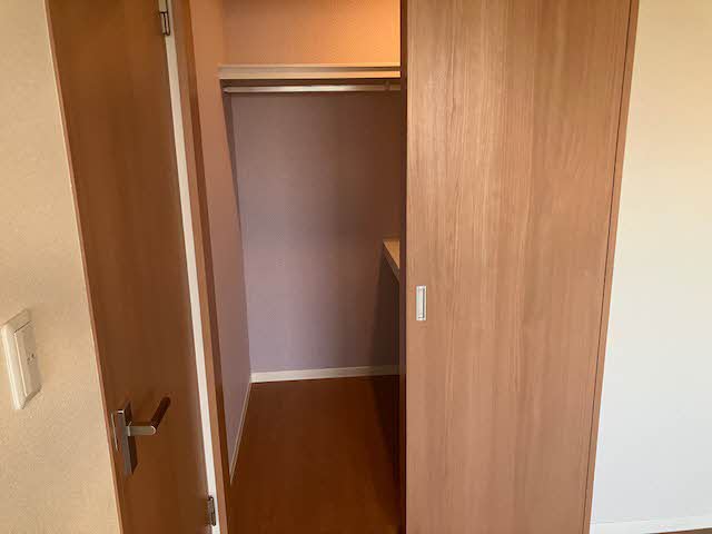 シャーメゾン　カルチェラタン B302号-6