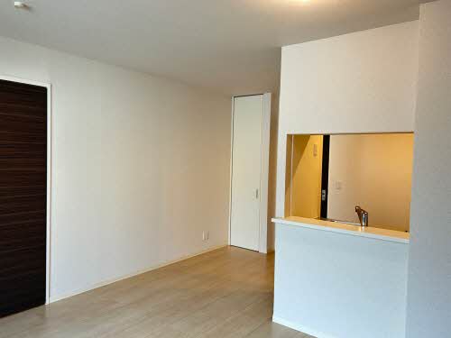 ヴェスタリア中小阪 0101号-3