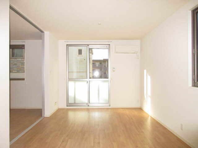 ルミエール・ヴェール A102号-3