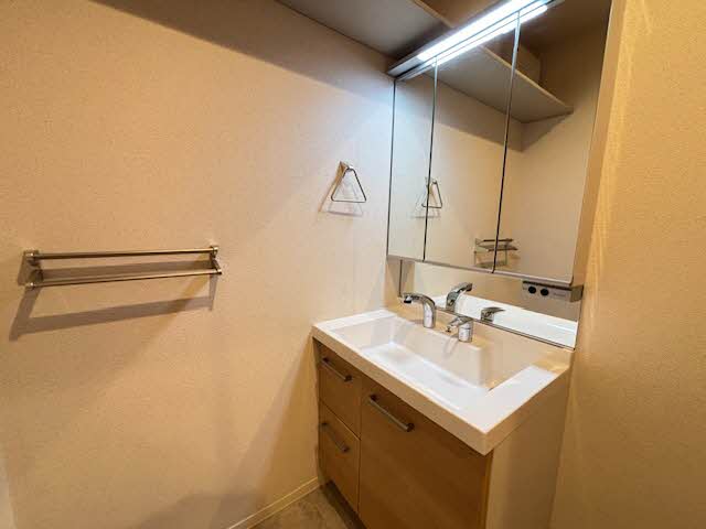 プリムベール豊中　２号館 B104号-11