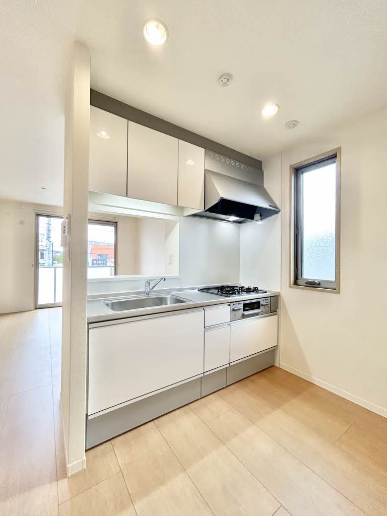 シャーメゾン　レーベン A201号-5