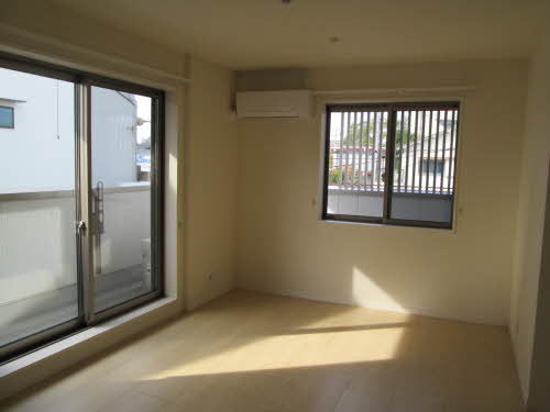 シャーメゾン近松 0203号-3