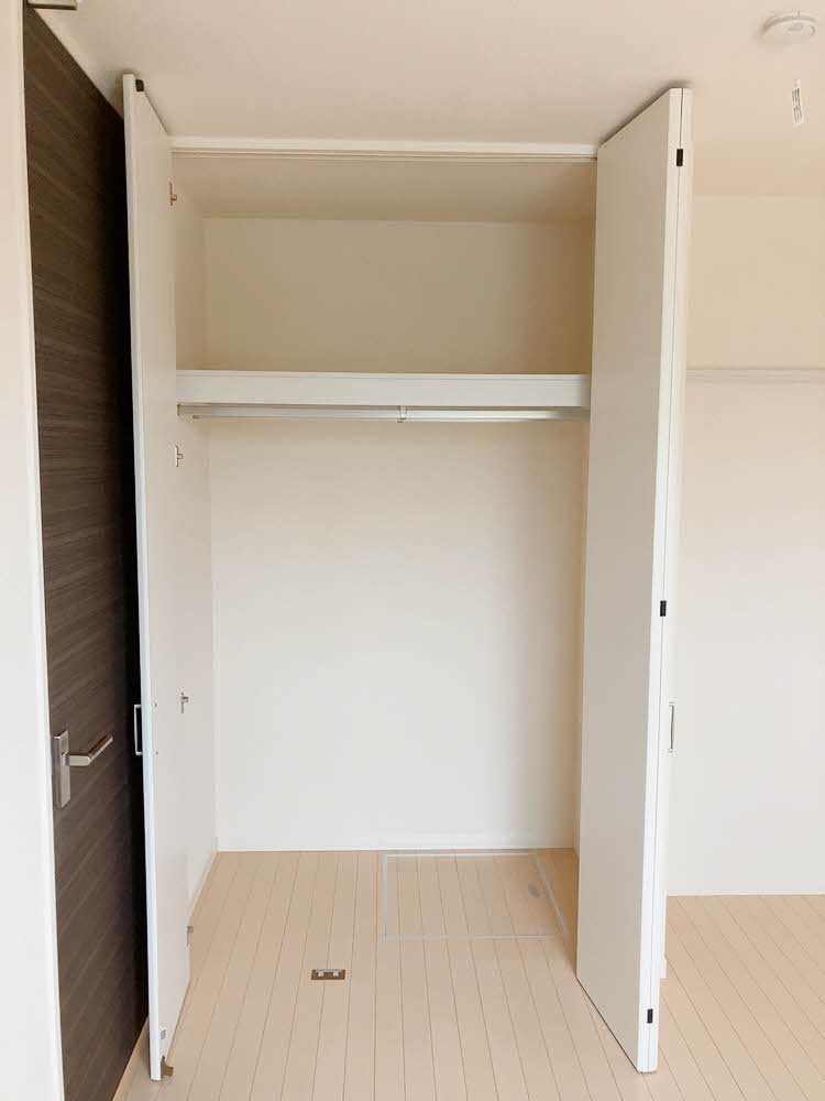 ニューフォーレス　ナガタ　Ｃ・Ｄ・Ｅ E103号-6