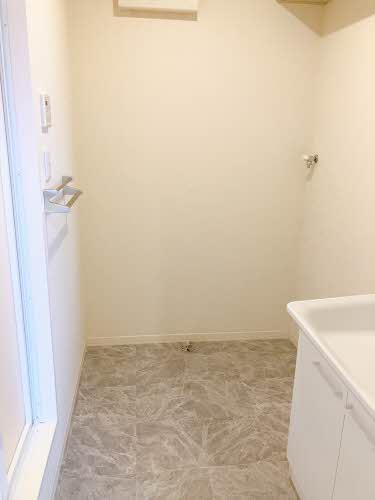 ニューフォーレス　ナガタ　Ｃ・Ｄ・Ｅ D205号-6