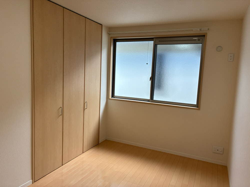 シャーメゾンロイヤルヒルズⅣ 0001号-8