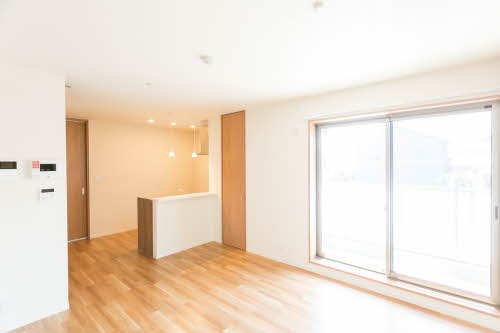 シャーメゾンSUNBAY 0202号-3