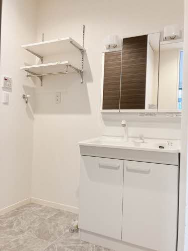 ラ・ブルジョン 0106号-10