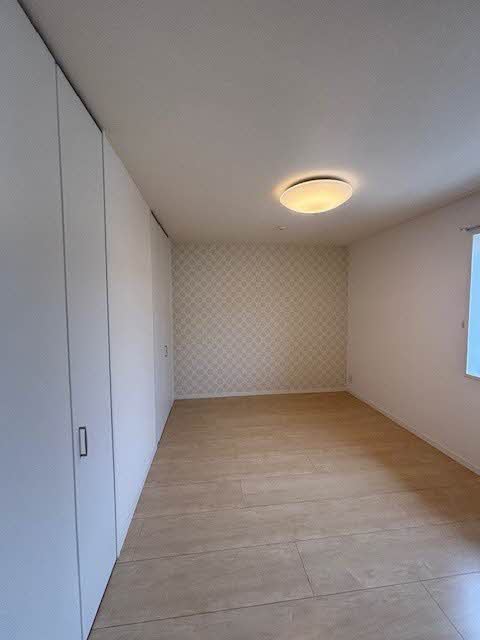 クイーンズ八木 B202号-5