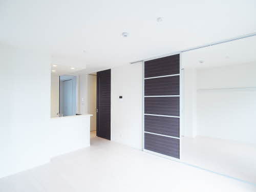 シャーメゾンガーデンズ　若 0101号-3