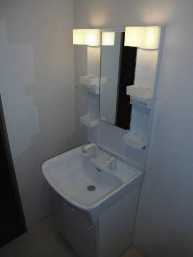 セントラヴィーヌ山手 0306号-3