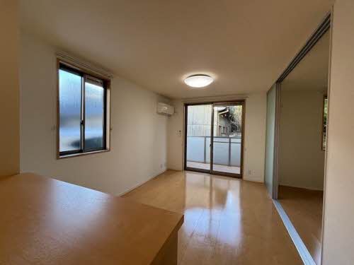 シャーメゾン東坊城 0101号-3