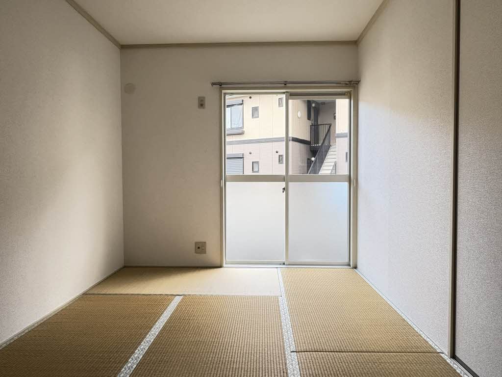 メゾン菖蒲台 0101号-3