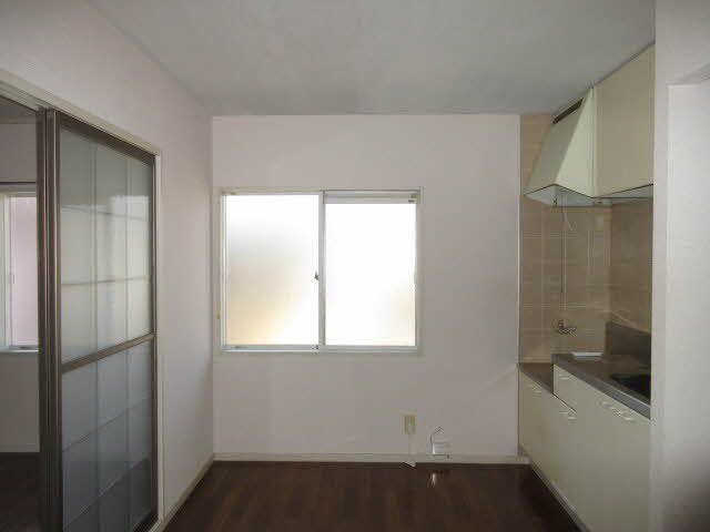 メゾン菖蒲台 0202号-2