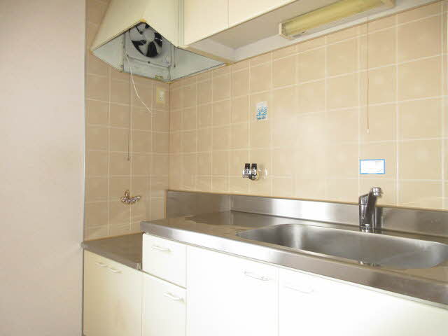 メゾン菖蒲台 0202号-6