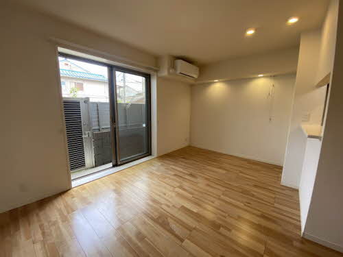 シャーメゾン豊中南Ⅲ 0102号-2