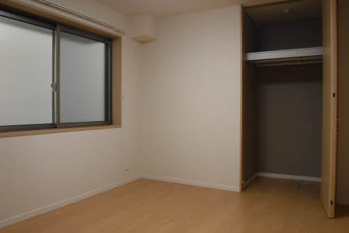 Ｋｉｎｄｎｅｓｓ　Ｍｏｒｅ．Ｔｗｏ 0102号-5