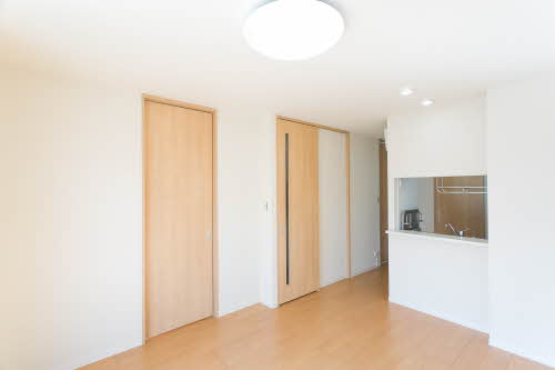 シャーメゾンＣＲＥＣＩＡ 0202号-3